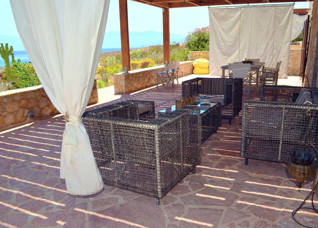 Belvedere Private Luxury Beach Villa Chalki Town Oda fotoğraf